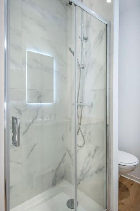 Les Halles & Le Port - Grand T2 De Gamme Apartment Toulon